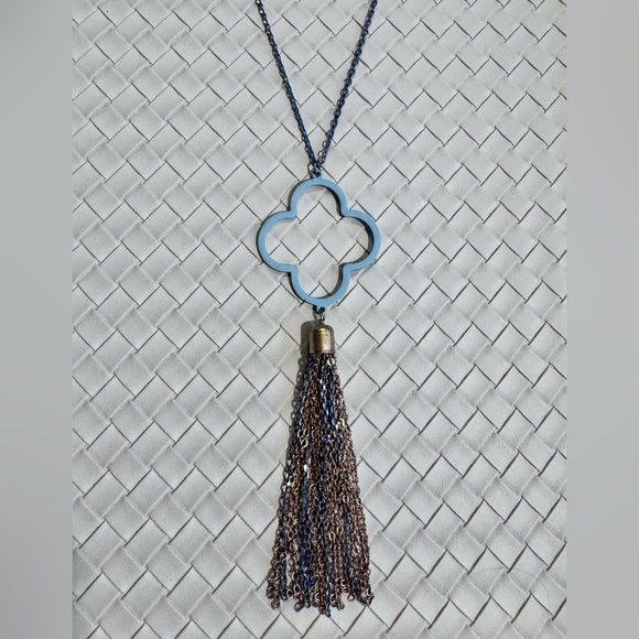 Blue Clover & Tassel Necklace ☘️ - Picture 3 of 5